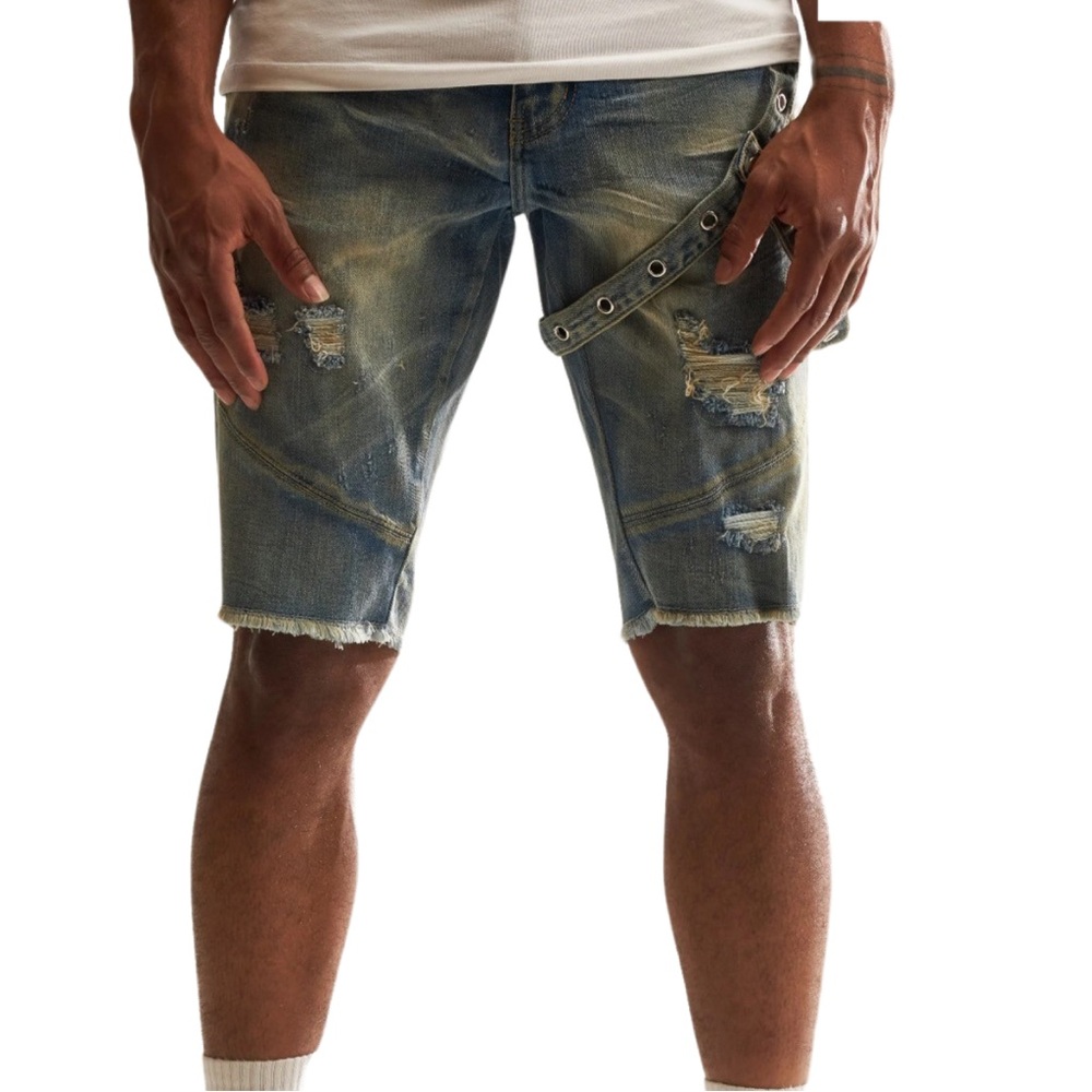 NWT EMBELLISH Topi Short